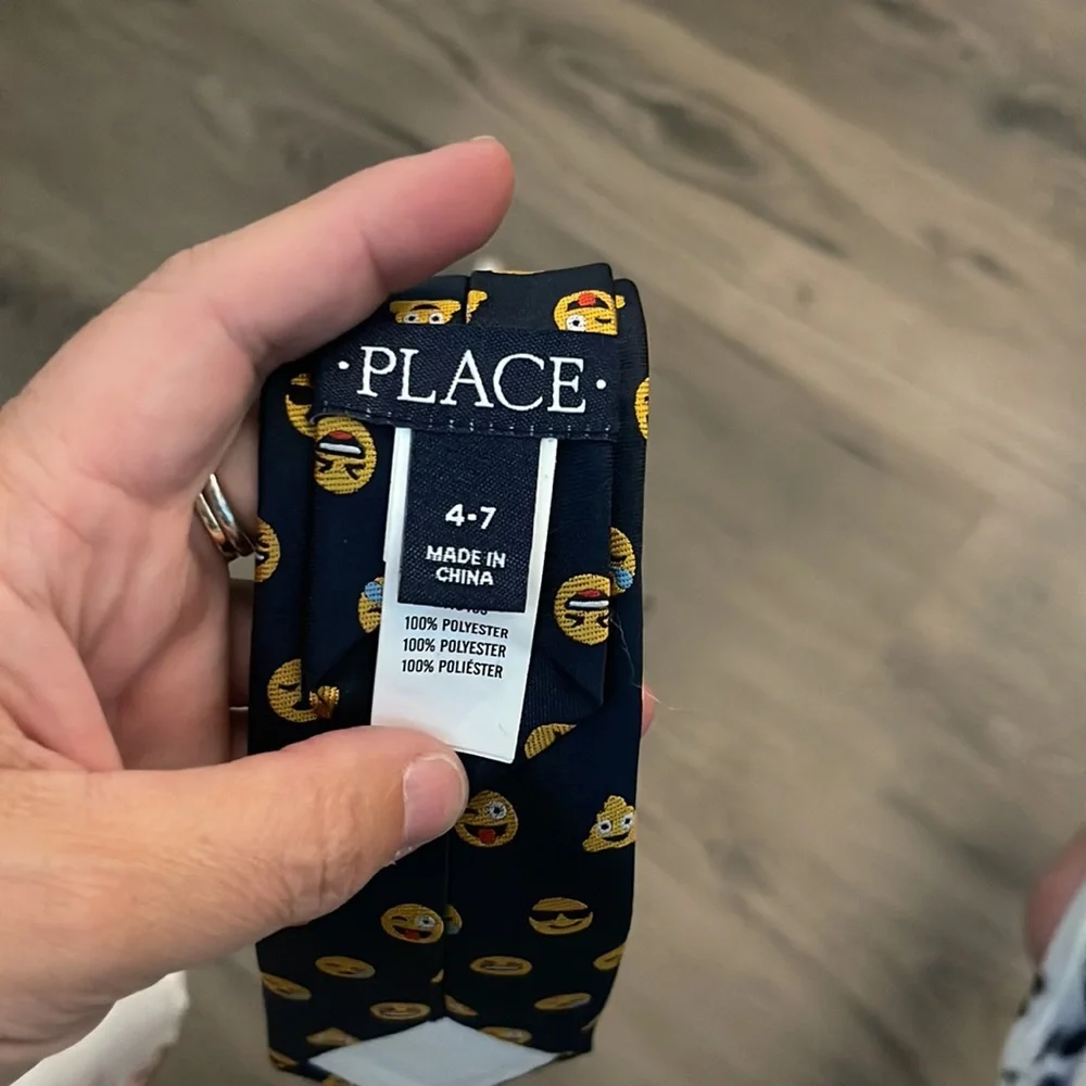NWOT poop emoji clip on tie